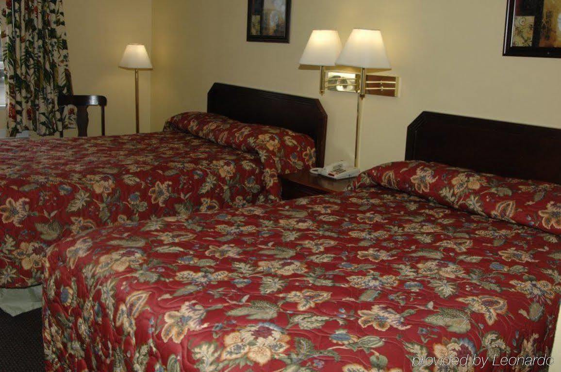 Red Carpet Inn Oxford Exterior photo
